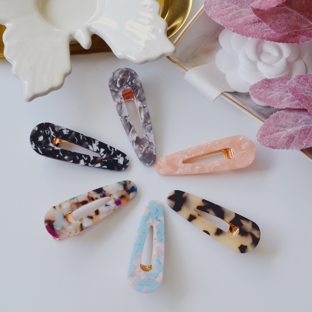 2 Pieces - Retro Tortoise Resin Hair Barrettes Set - Picture 4 of 8